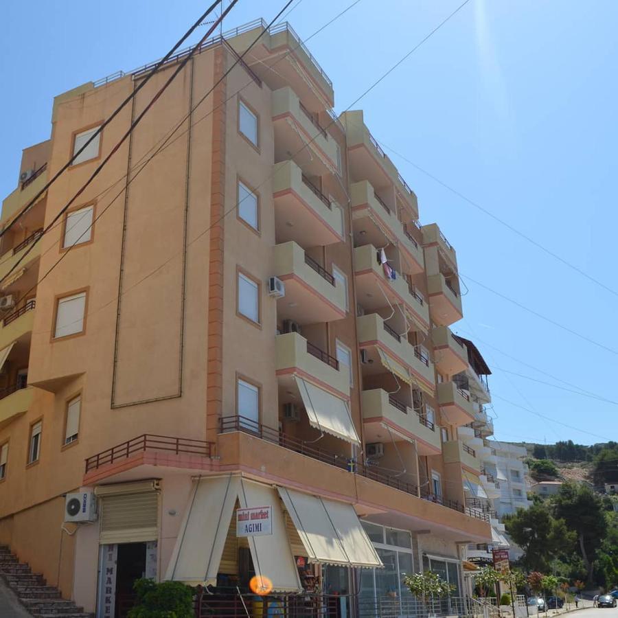 Klajdi Apartaments Sarandë Esterno foto