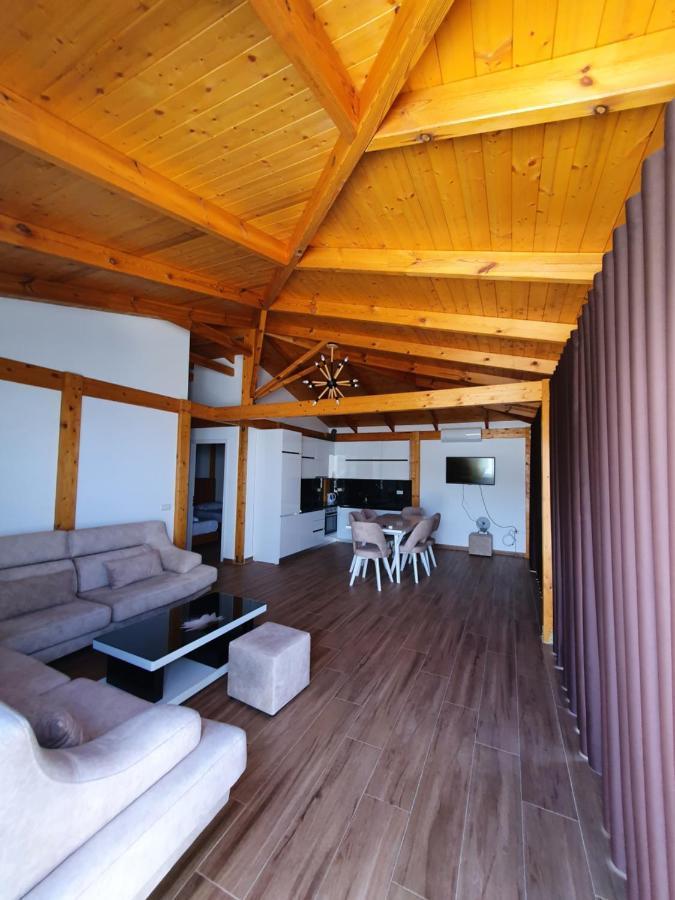 Klajdi Apartaments Sarandë Esterno foto