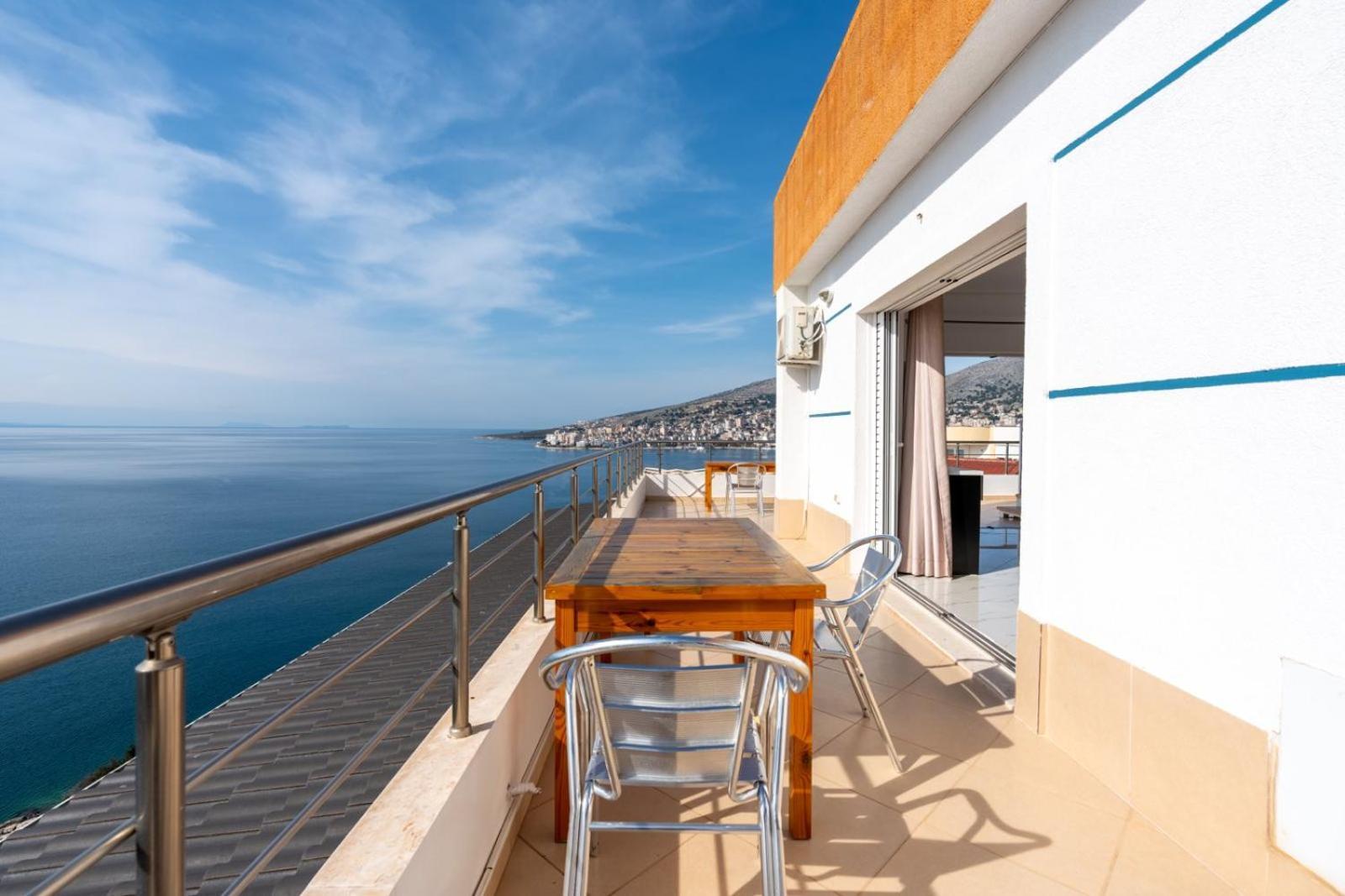 Klajdi Apartaments Sarandë Esterno foto