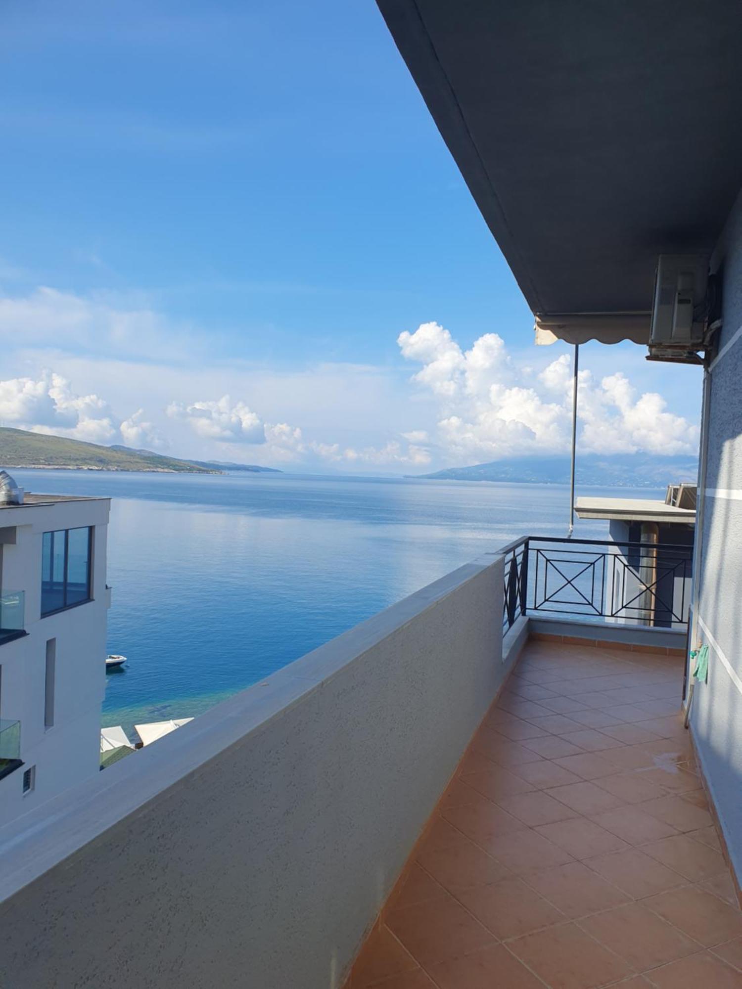 Klajdi Apartaments Sarandë Esterno foto